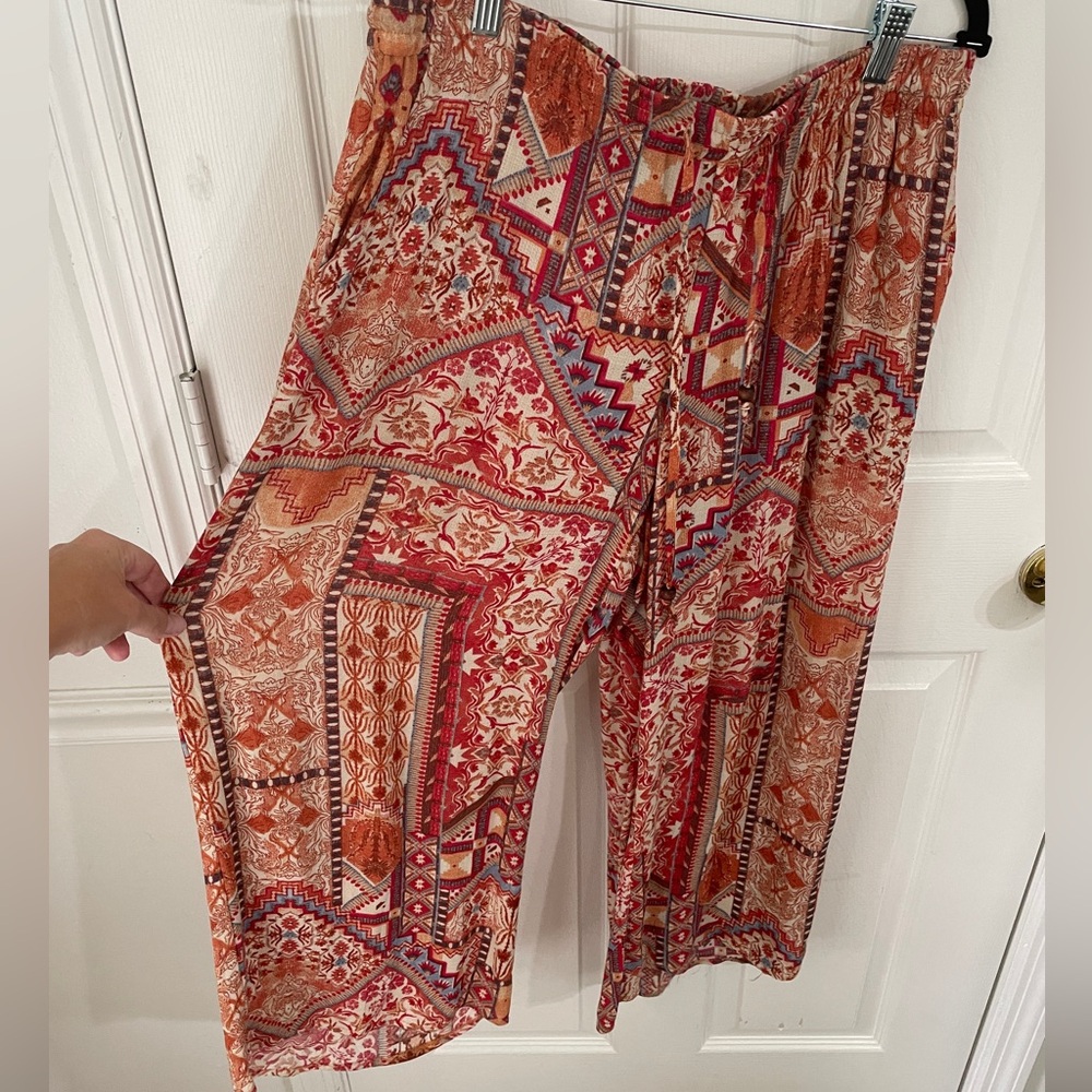 Rachel Zoe Aztec Boho Pattern Flowy Wide Leg Cropped Pants size M - Picture 2 of 5